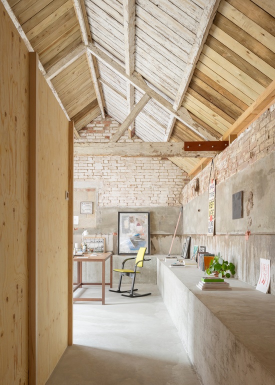The Old Byre by Gianni Botsford Architects