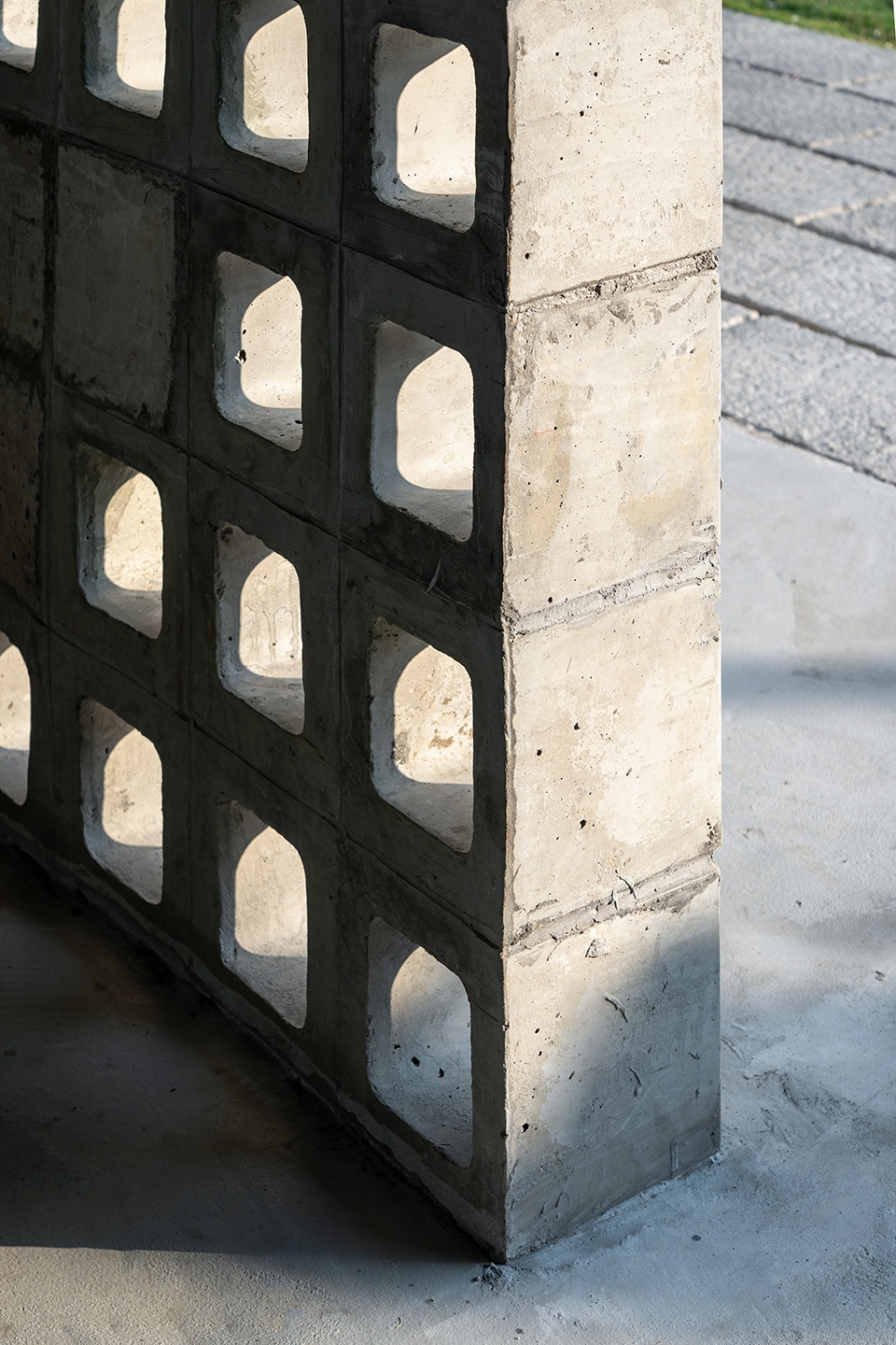 iLOOminate by Studio 10