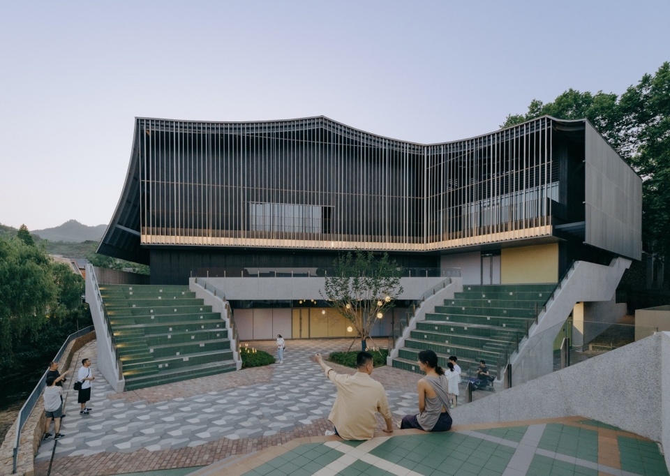 moganshan liaoyuan theater by incls