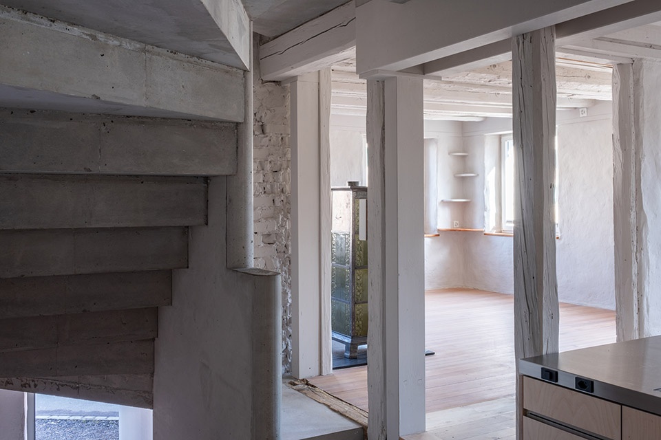 transformation flarzhaus uster by balissat kacani stefan wulser