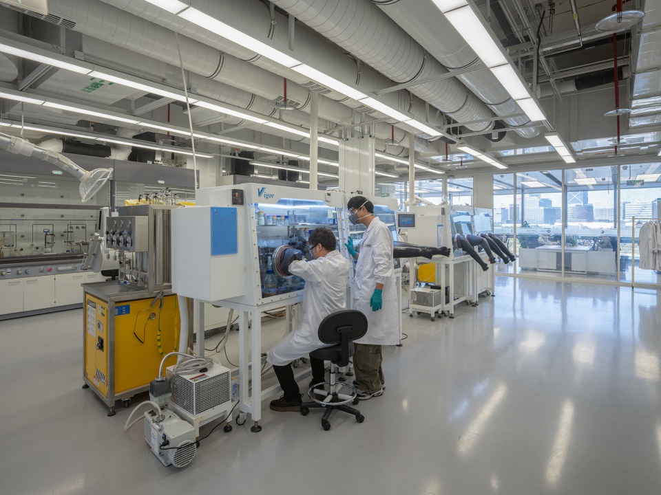 PetroChina Shanghai Advanced Materials Research Institute by PerkinsWill