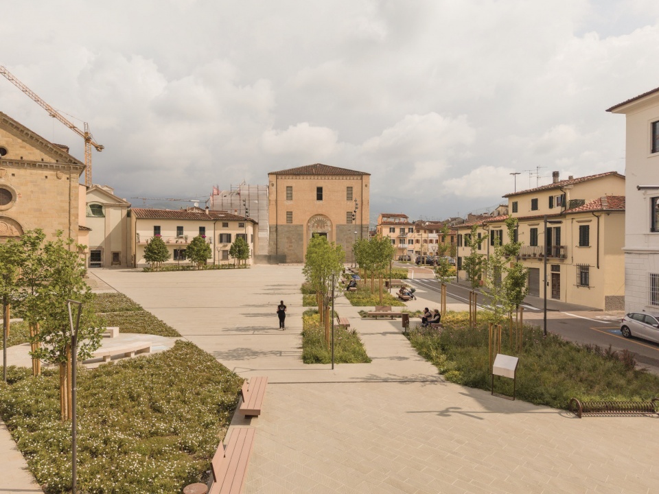 Piazza San Lorenzo Redevelopment by MICROSCAPE