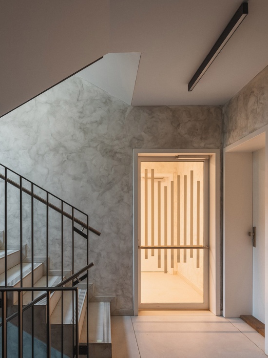 manesova apartment building by ok plan architects