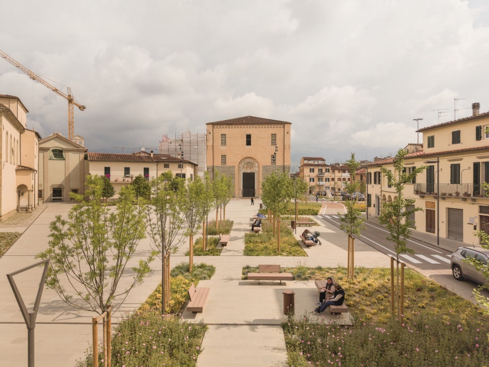 Piazza San Lorenzo Redevelopment by MICROSCAPE