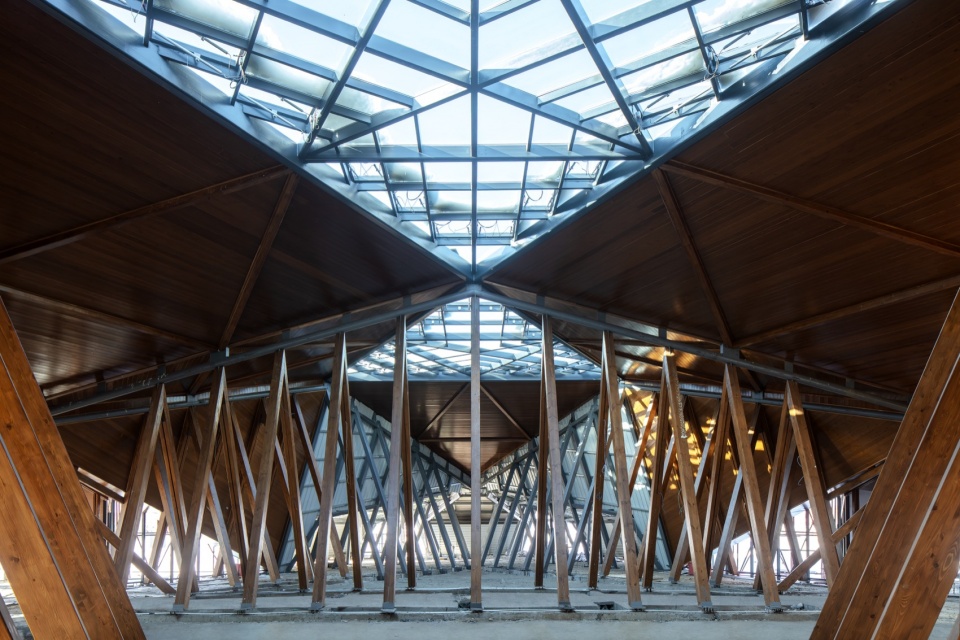 changbai foothill antler restaurant by origin architect