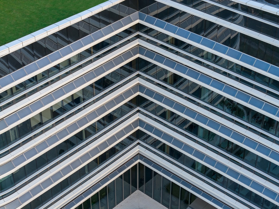 PetroChina Shanghai Advanced Materials Research Institute by PerkinsWill