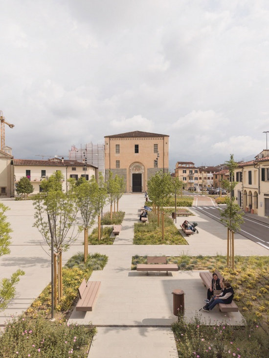 Piazza San Lorenzo Redevelopment by MICROSCAPE