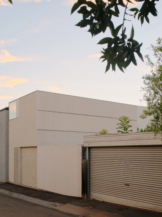 HOME CALLING Blair Smith Architecture