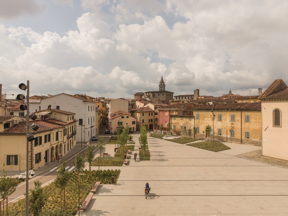 Piazza San Lorenzo Redevelopment by MICROSCAPE