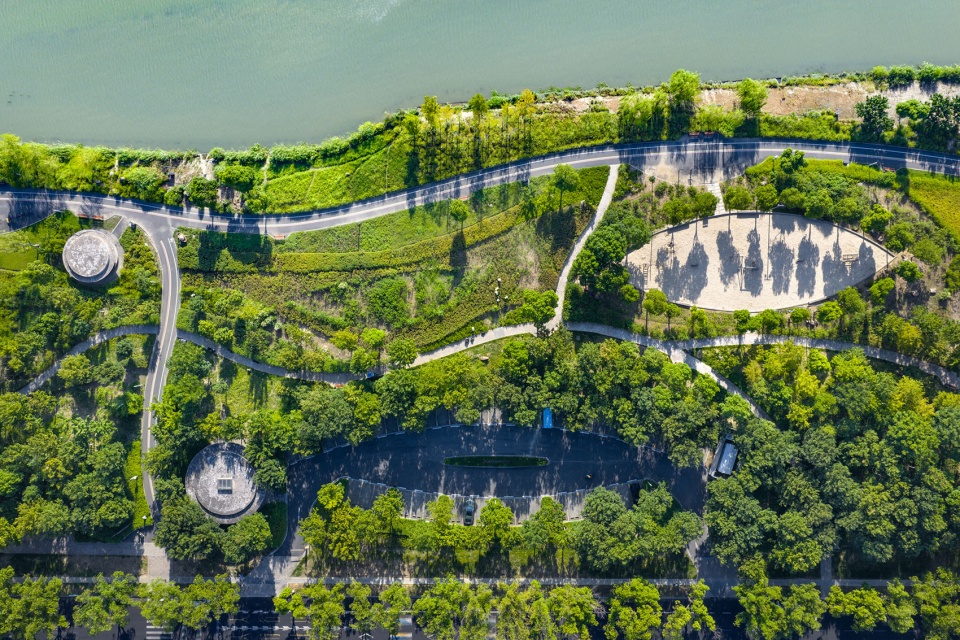XICHENG CANAL LANDSCAPE by Brearley Architects Urbanists BAU