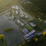 The Baoluan Paddy Field Homestay by Yueji Architectural Design Office