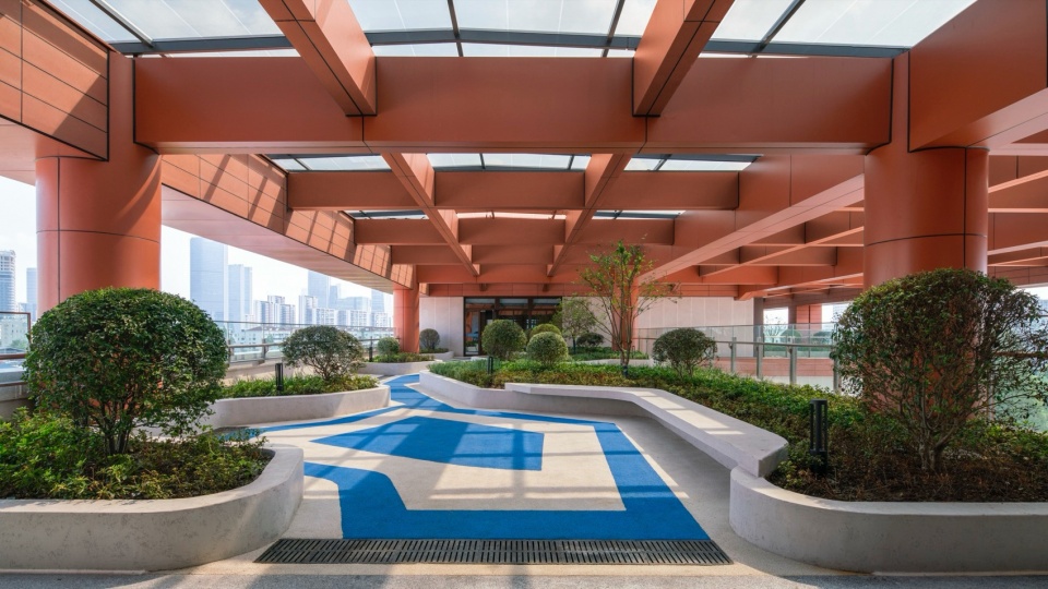 A Campus Lifted in Density Shanghai Xuhui Yuannan Middle School