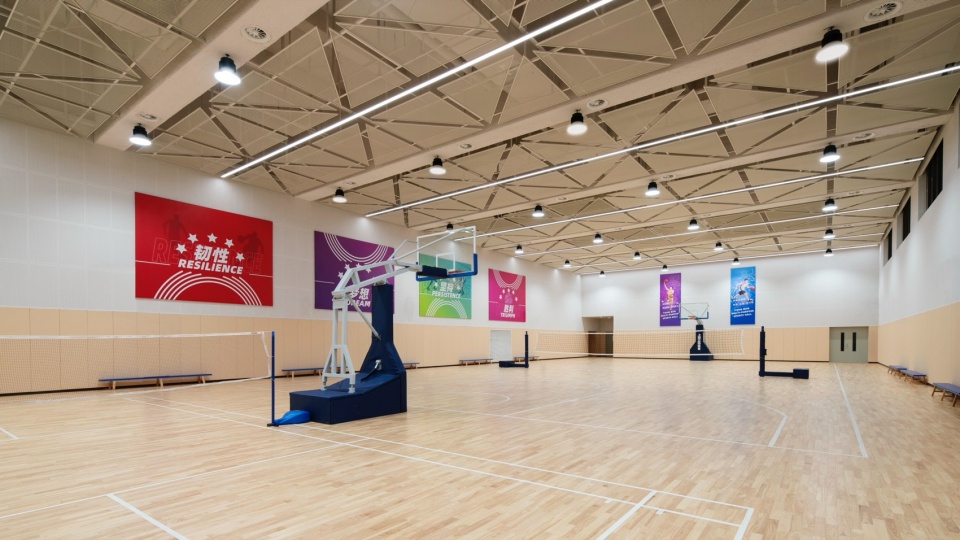 A Campus Lifted in Density Shanghai Xuhui Yuannan Middle School