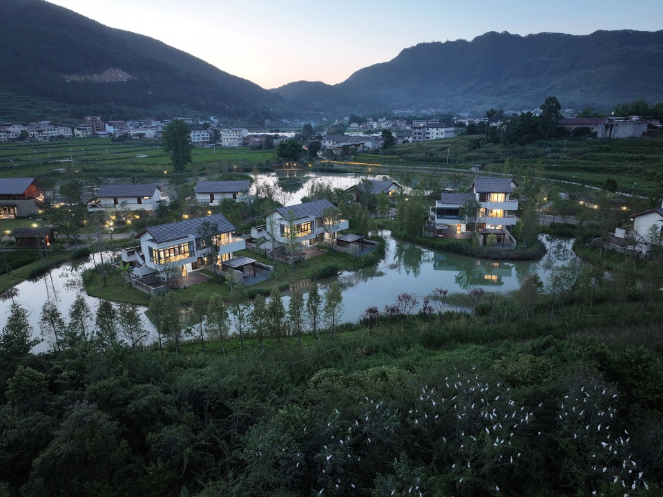 the baoluan paddy field homestay by yueji architectural design
