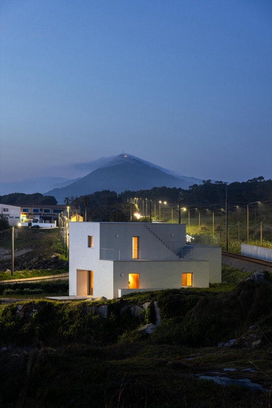 ancora house by tiago sousa arquitecto