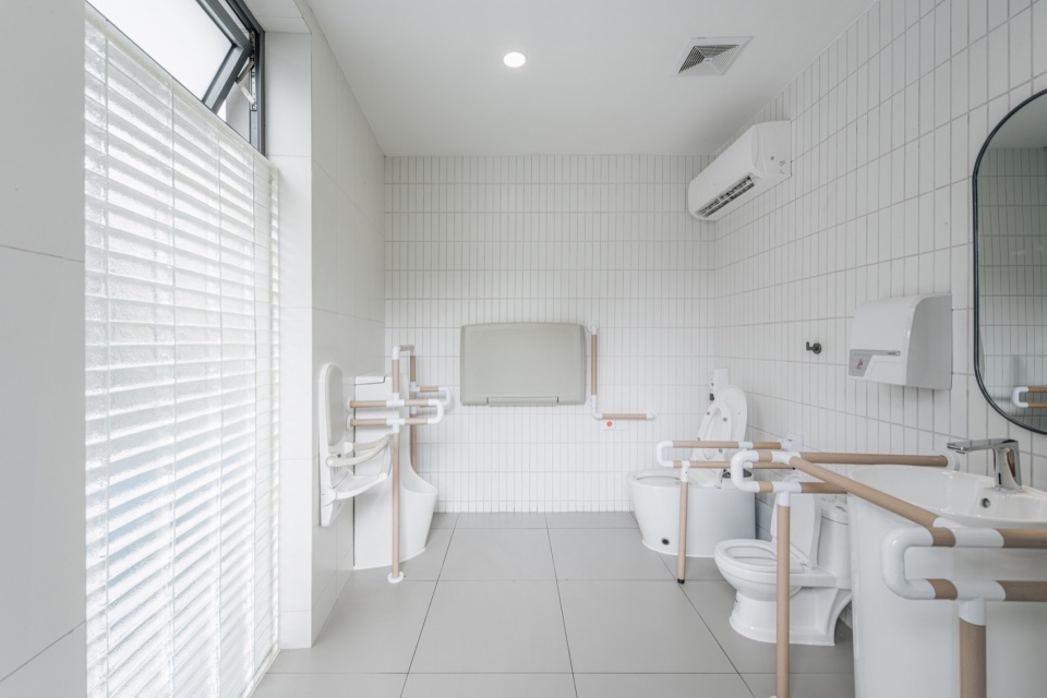 The Xuhui Toilet by VIASCAPE design