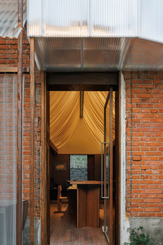 会议室入口©刘国威 Meeting Room Entrance © Liu Guowei