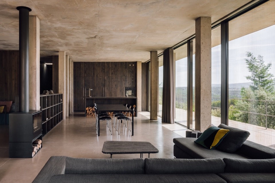 连续的起居、餐厨空间 / continuous living, dining and kitchen spaces