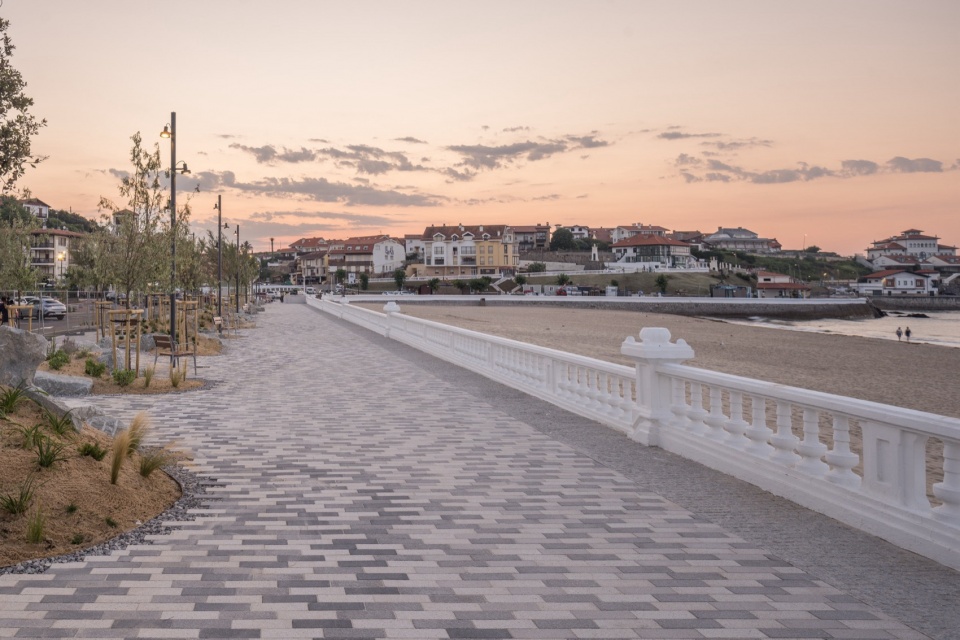 Comillas Waterfront Promenade