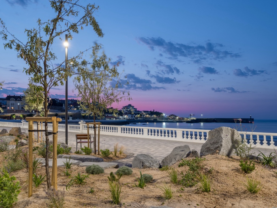 Comillas Waterfront Promenade