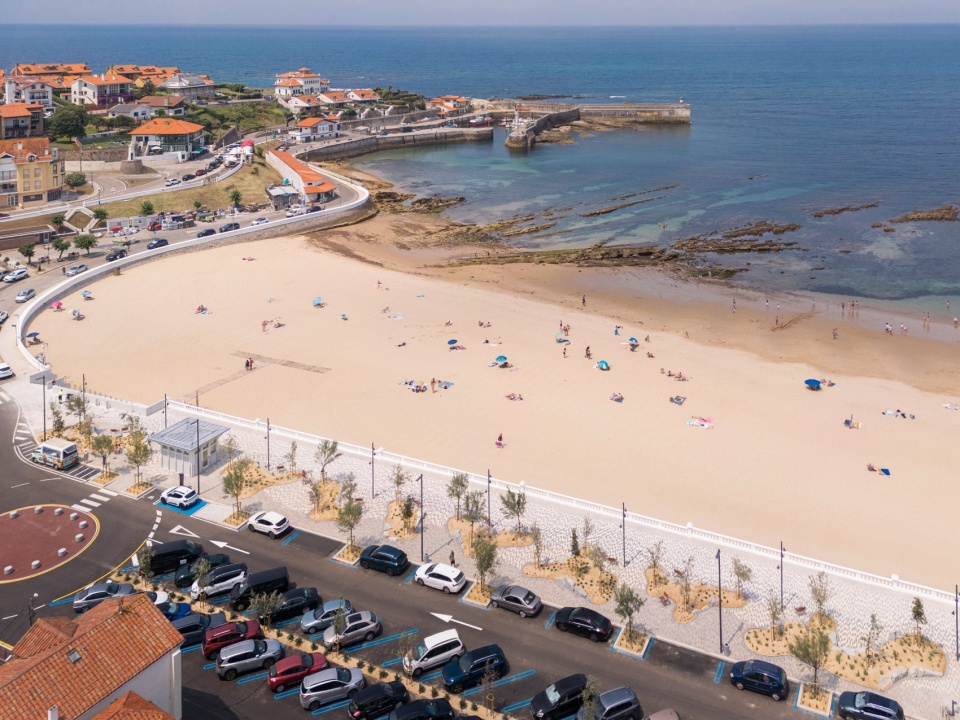 Comillas Waterfront Promenade
