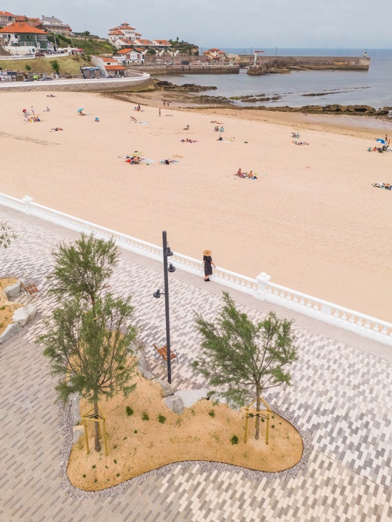 Comillas Waterfront Promenade