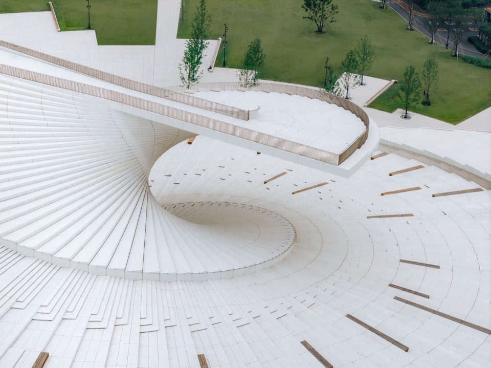 Shanghai Grand Opera House by Snohetta