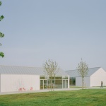开放庭院：Tres Cantos市民与家庭中心，西班牙 / Frade Arquitectos