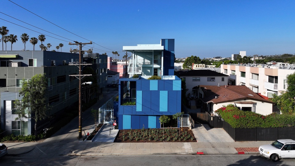 berkeley station by brooks scarpa
