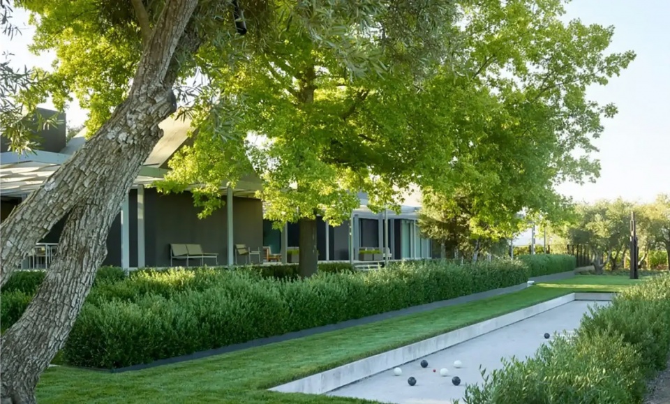 Bella Oaks