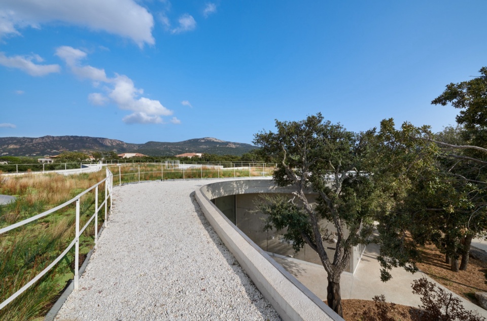 Animu Media Library in Porto Vecchio by Dominique Coulon