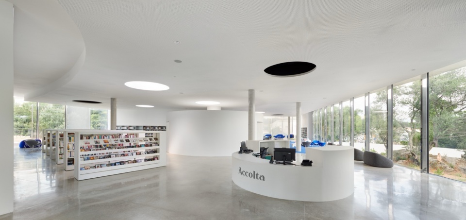 Animu Media Library in Porto Vecchio by Dominique Coulon