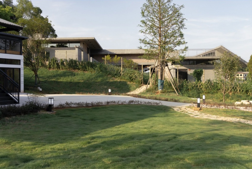 庭园与步道 / Garden and paths
