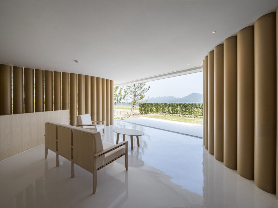 Paper House纸管柱