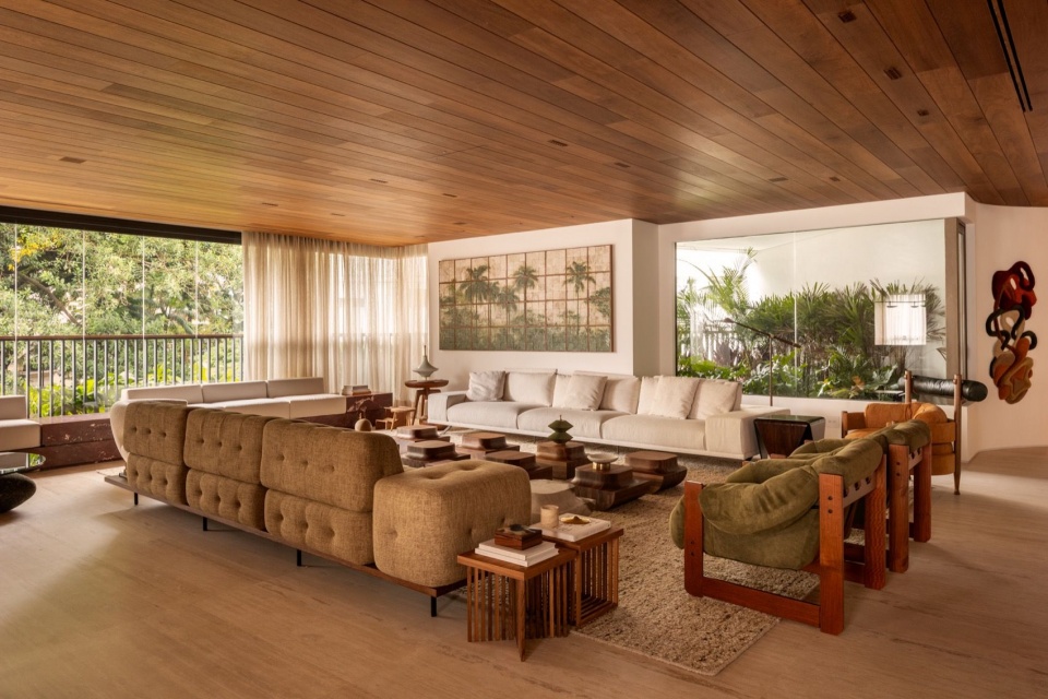客厅与冬季花园 / Living room and winter garden