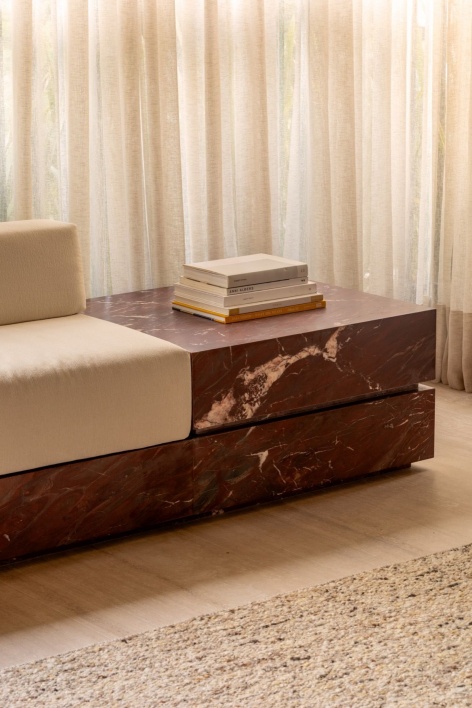 大理石长凳细节 / Marble bench detail