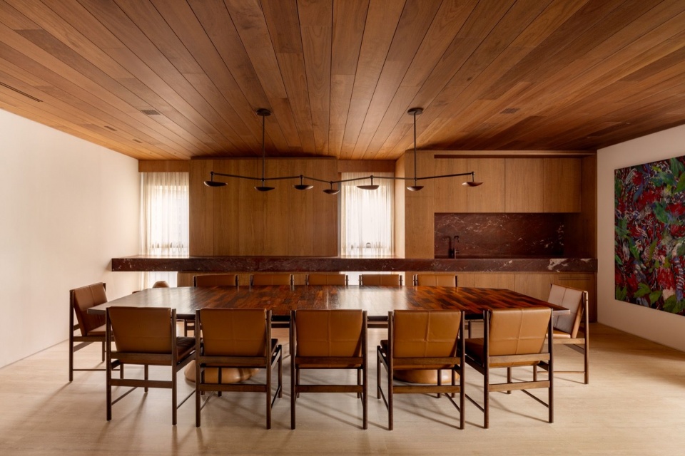 餐厅全景 / Dining room overview