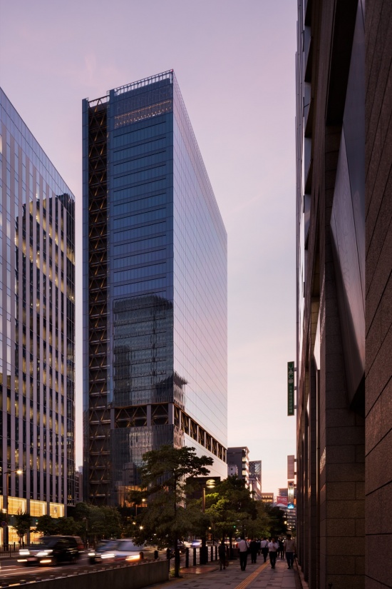 黄昏塔楼 / The tower at dusk
