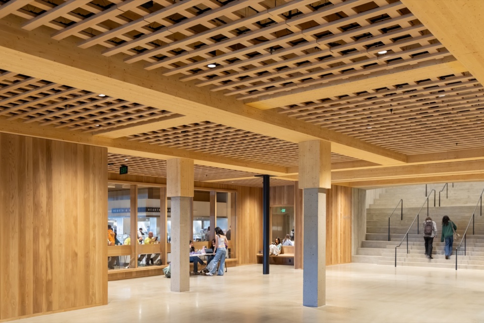 木构架与公共空间,Timber structure and communal space