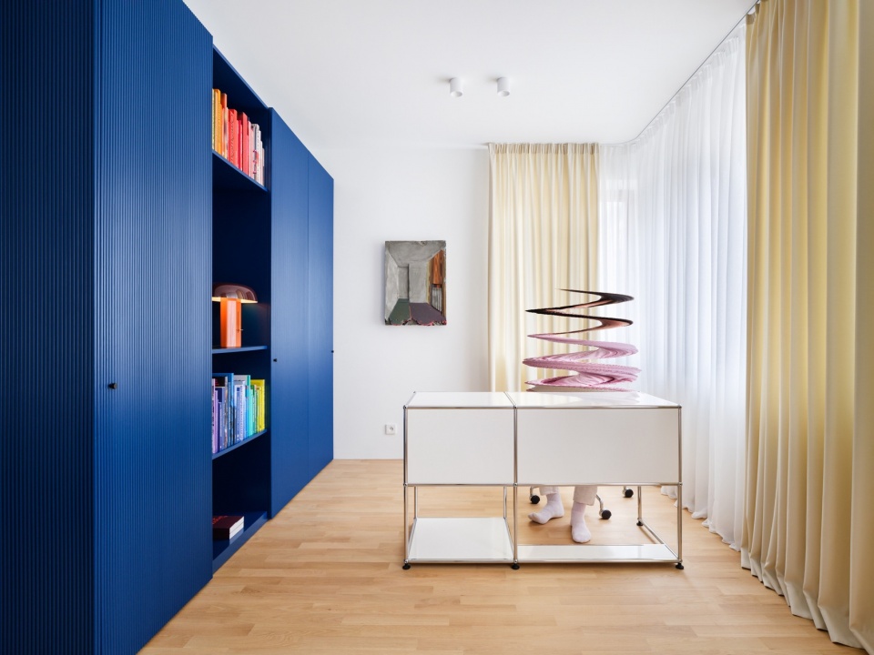 书房与嵌入式收纳 / Study and built-in storage