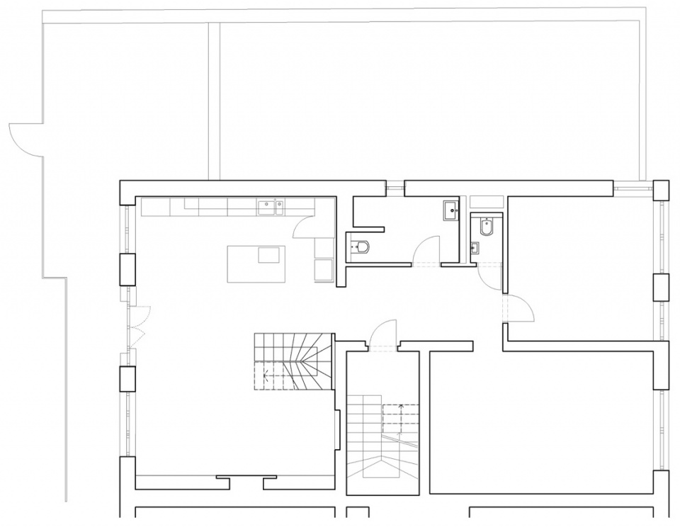 改造前下层平面图 / Lower-level plan before renovation