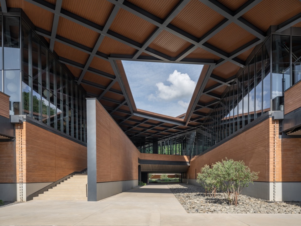 游客中心中轴通道,Central passage of the visitor centre