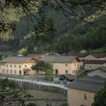 Lost villa in Xiaohoushe, Songyang by kong_architects
