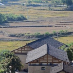 Lost villa in Xiaohoushe, Songyang by kong_architects