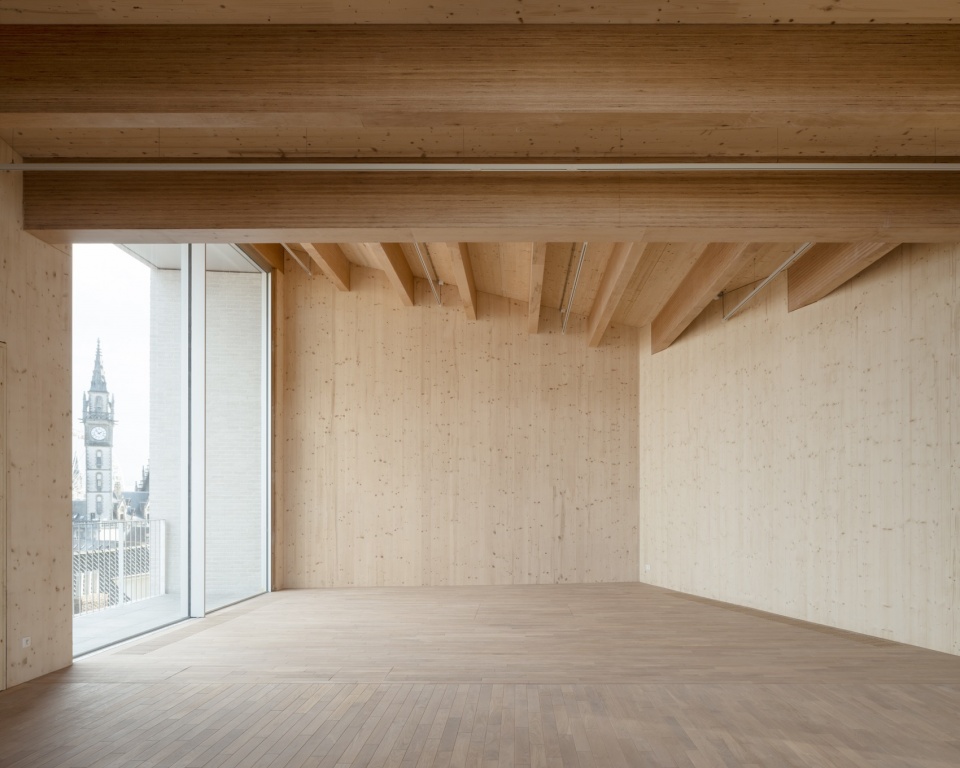 顶层Loft的木构空间,Timber space of the uppermost Loft