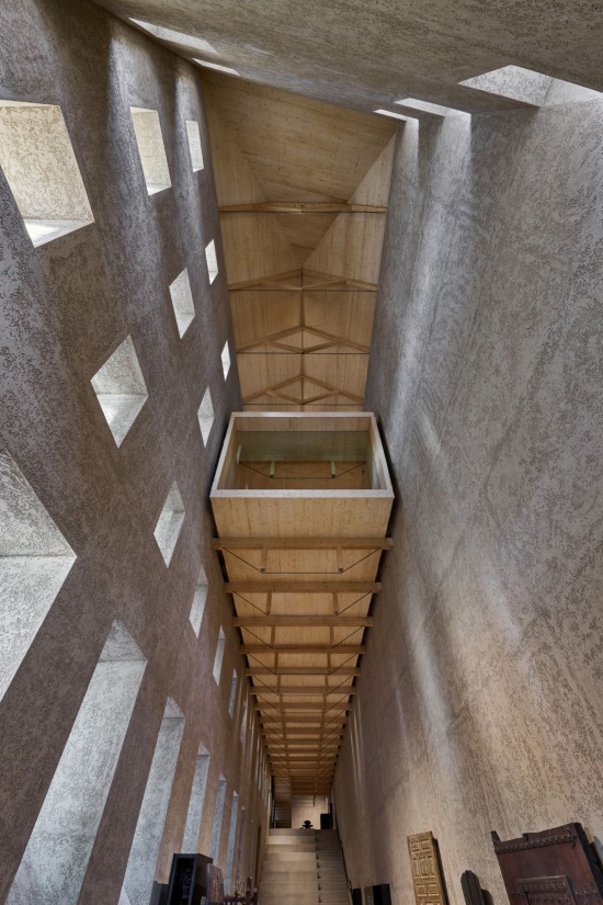 轻盈的木质盒体,The weightless timber volume