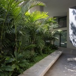 Floresta住宅，圣保罗 / MMBB Arquitetos + Rodrigo Oliveira Paisagismo