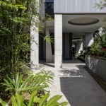 Floresta住宅，圣保罗 / MMBB Arquitetos + Rodrigo Oliveira Paisagismo