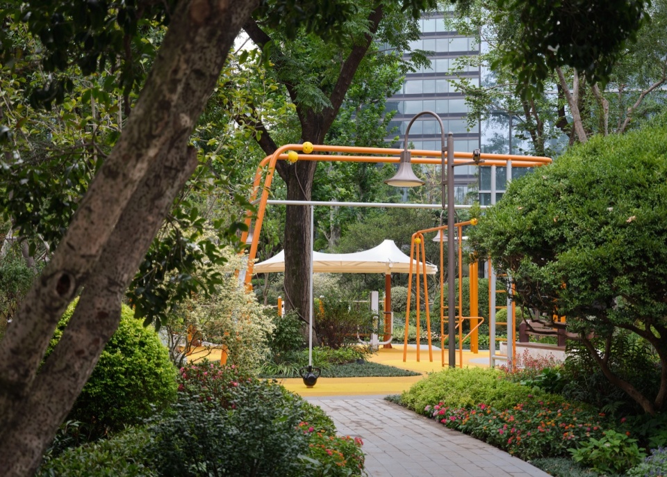 健身区更新后,Outdoor Fitness Area — After Renovation