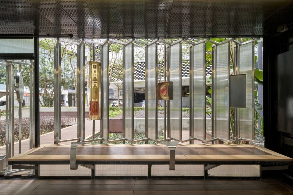 室内外穿透的休憩空间 / a resting space permeable between inside and outside